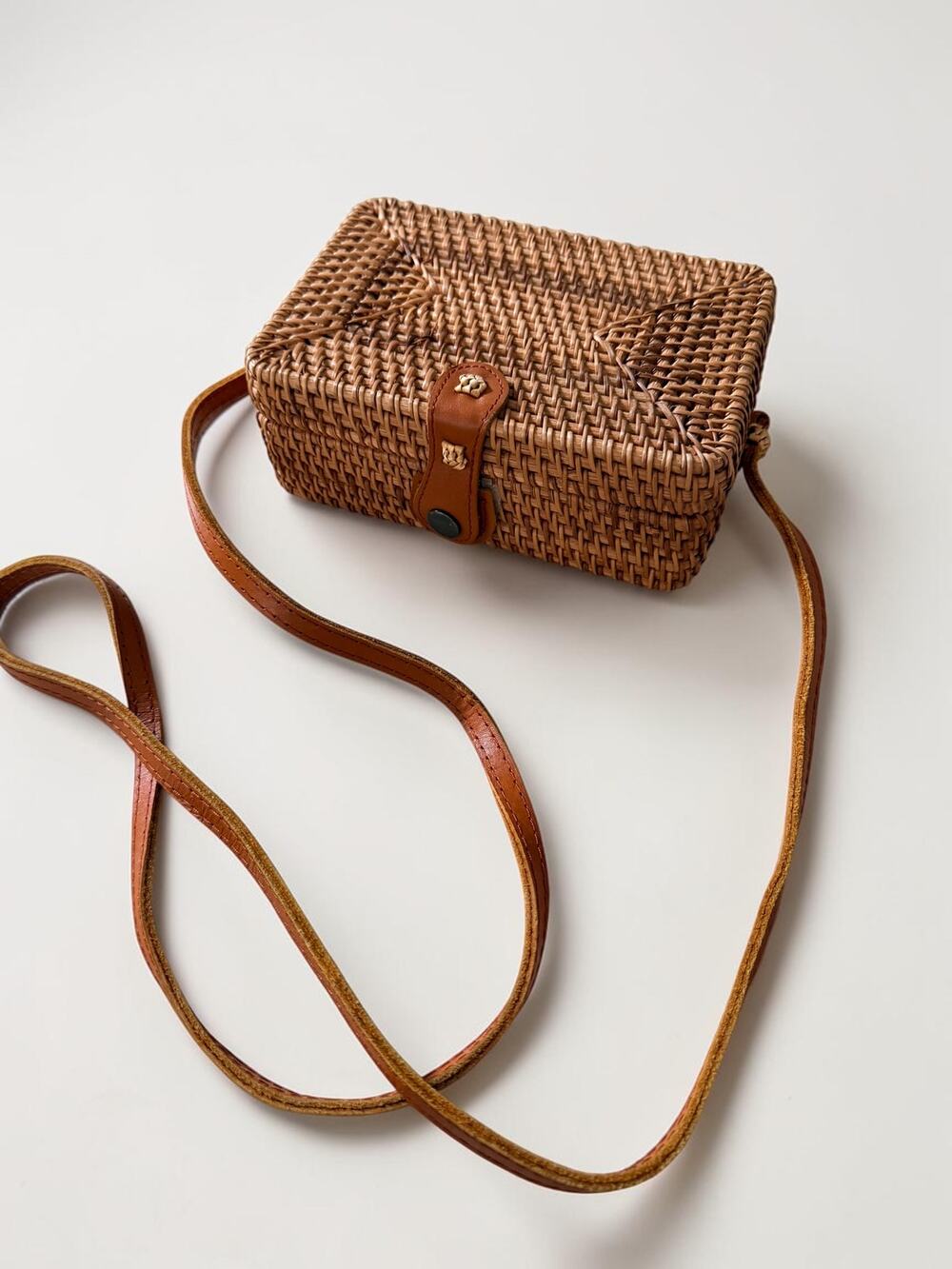 Pristine Rattan Basket Woven Rectangular Crossbody Bag Leather Accents